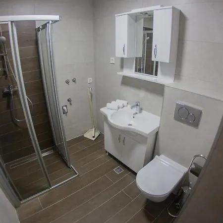 By The Sea Gradac, Makarska - 16039 *